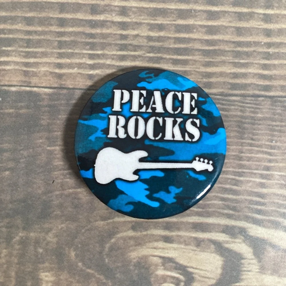 Lot 5 Vintage Pinback Buttons, Ozzy, Lynyrd Skynyrd, Peace, Batman 1.25